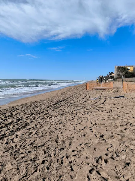 Playa Gavà parking - Aparcamiento público en Gavà - foto 2