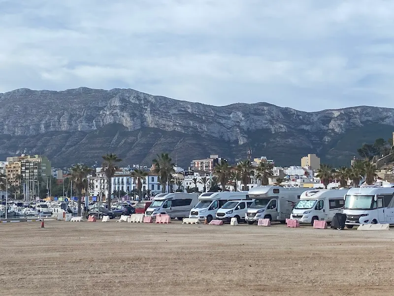 Parking El Raset - Aparcamiento en Denia - foto 2