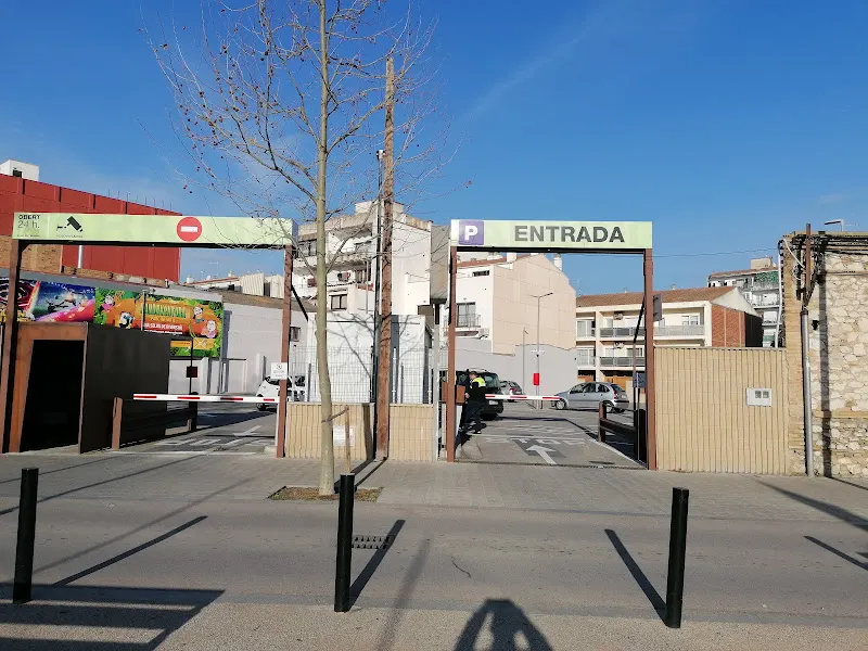 Parkings Sanartrade I - Aparcamiento en Figueres - foto 2