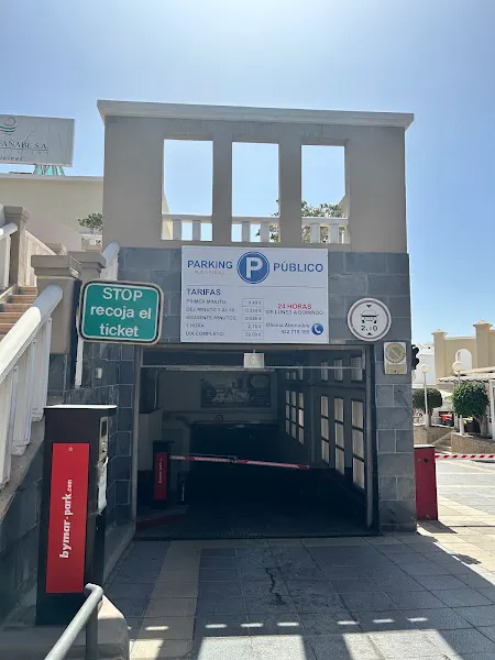 Parking publico - Aparcamiento cubierto en Adeje - foto 2