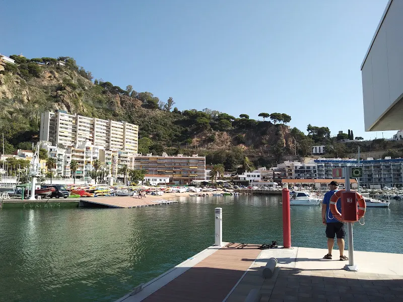 Aparcamiento Club Vela Blanes - Blanes