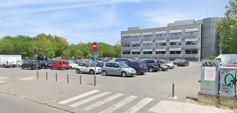 Parking gratuit - Aparcamiento gratuito en Girona - foto 2