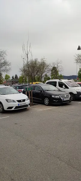Calle de Joan de Serrallonga, 15 Parking - Vic