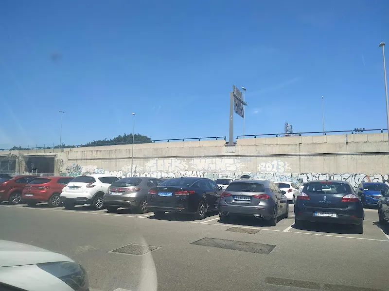 Zona de Estacionamiento Gratuita