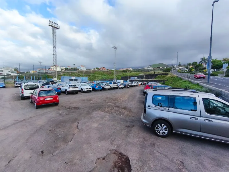 Parking campo de béisbol - Aparcamiento gratuito en Puerto de la Cruz - foto 2
