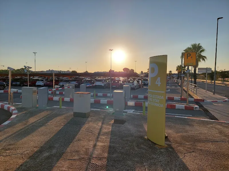 Parking Larga Estancia - Aeropuerto de Valencia (VLC) - Aparcamiento en Manises