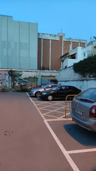 Parking Federació Obrera - Aparcamiento en Molins de Rei - foto 2