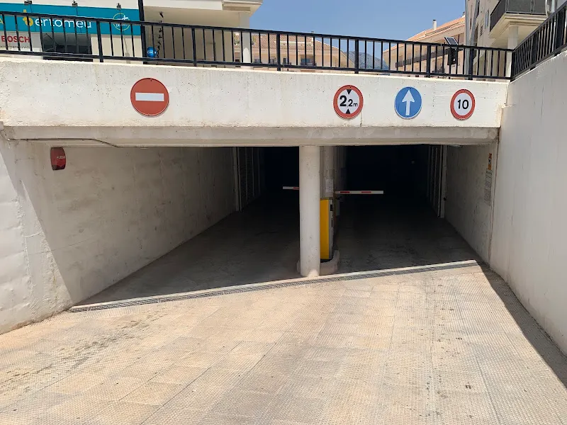 ALTEA Parking Plaza de la Pau