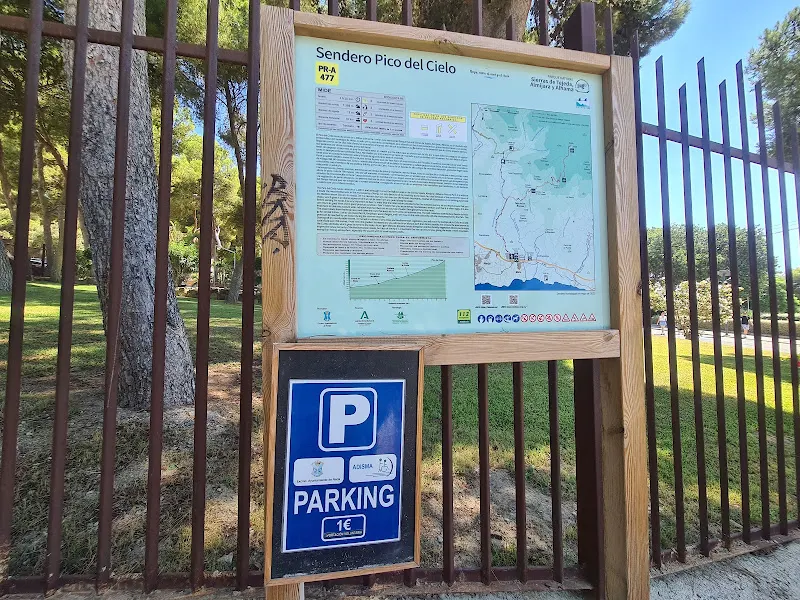 Parking Subida Pico del Cielo - Nerja