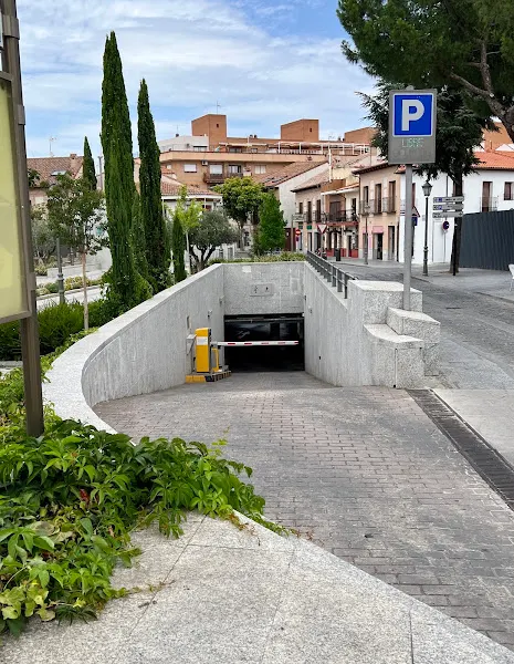Parking de Plaza Teatro - Aparcamiento cubierto en Navalcarnero - foto 2