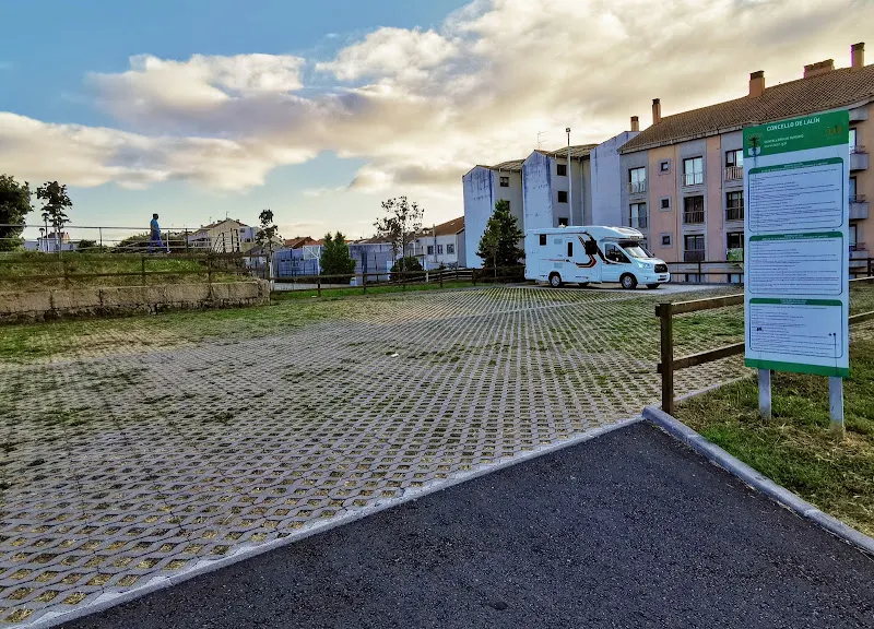 Área de autocaravanas de Lalín - Lalin