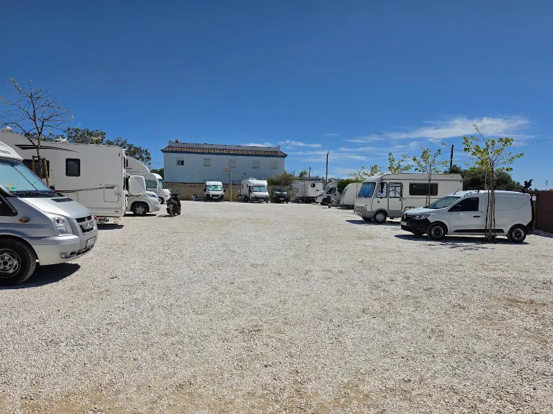 Camper Park Conil ( área de autocaravanas) - Aparcamiento en Conil de la Frontera - foto 2