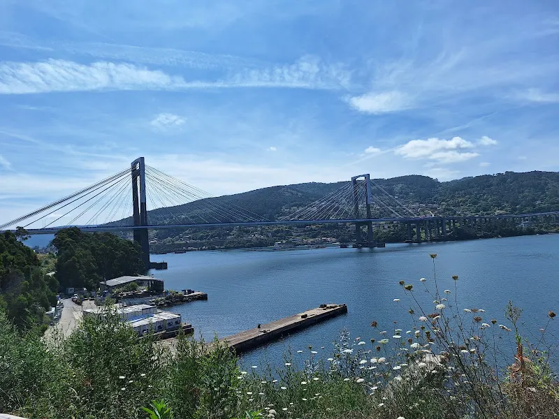 Aparcadoiro de Domaio