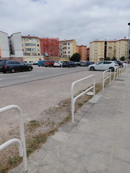 Parking Milagrosa Río Ultzama TELPARK - Aparcamiento en Pamplona - foto 2