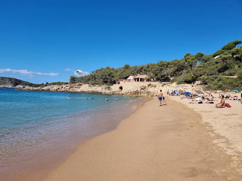 Aparcamiento Castell - Aparcamiento en Palamós - foto 2