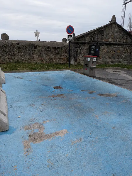Aparcamiento para Auto-caravanas. - Bermeo
