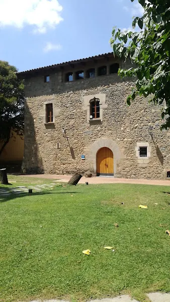 Parking Rectoria Vella - Aparcamiento gratuito en Sant Celoni - foto 2