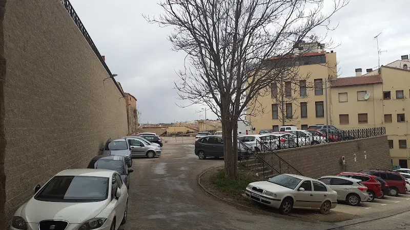 Aparcamiento Centro Histórico - Aparcamiento en Alcañiz - foto 2