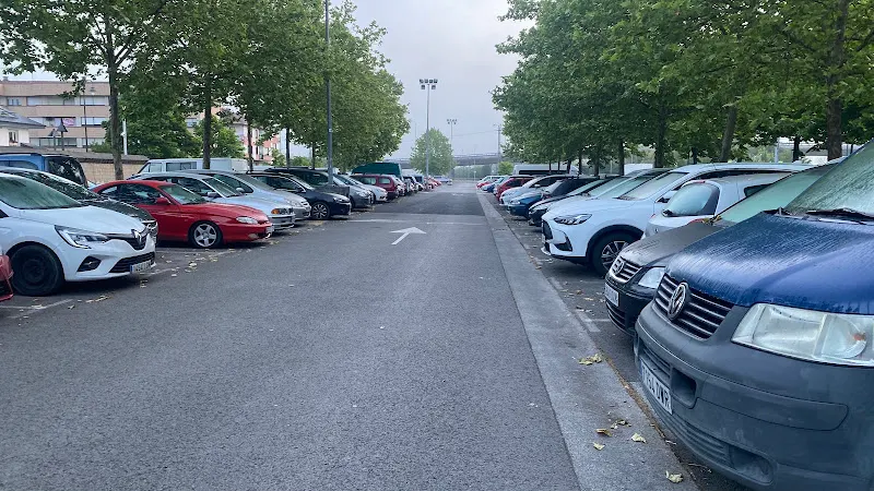 Parking de la Ertzaina (público)