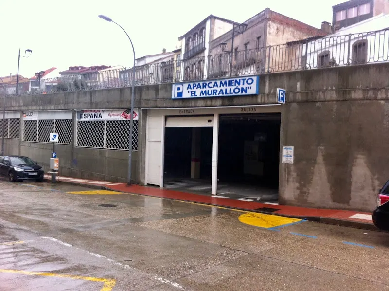 Aparcamiento El Murallón - Aparcamiento cubierto en Béjar - foto 2