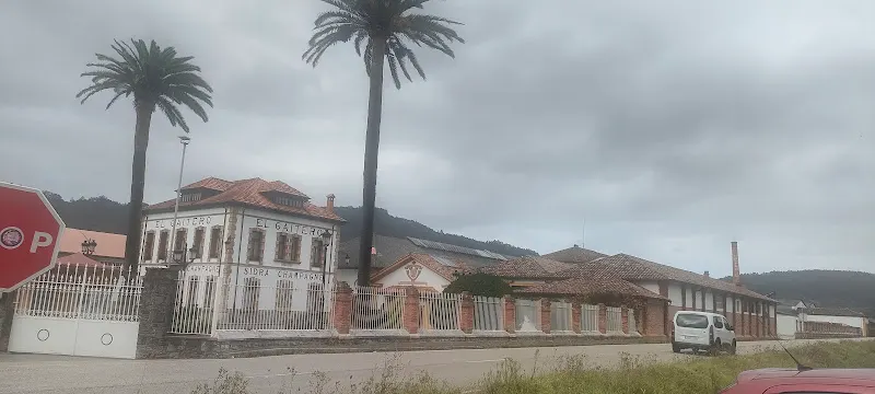 Aparcamiento Sidra El Gaitero - Aparcamiento gratuito en Villaviciosa - foto 2