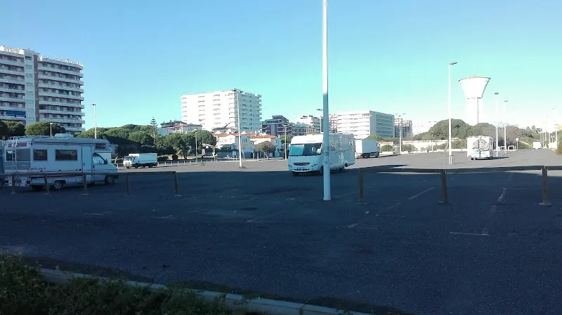 Parking Guardia Civil - Aparcamiento público en Punta Umbría - foto 2