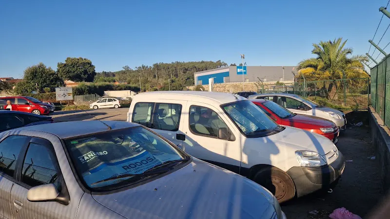 Aparcadoiro libre - Aparcamiento gratuito en Mos - foto 2