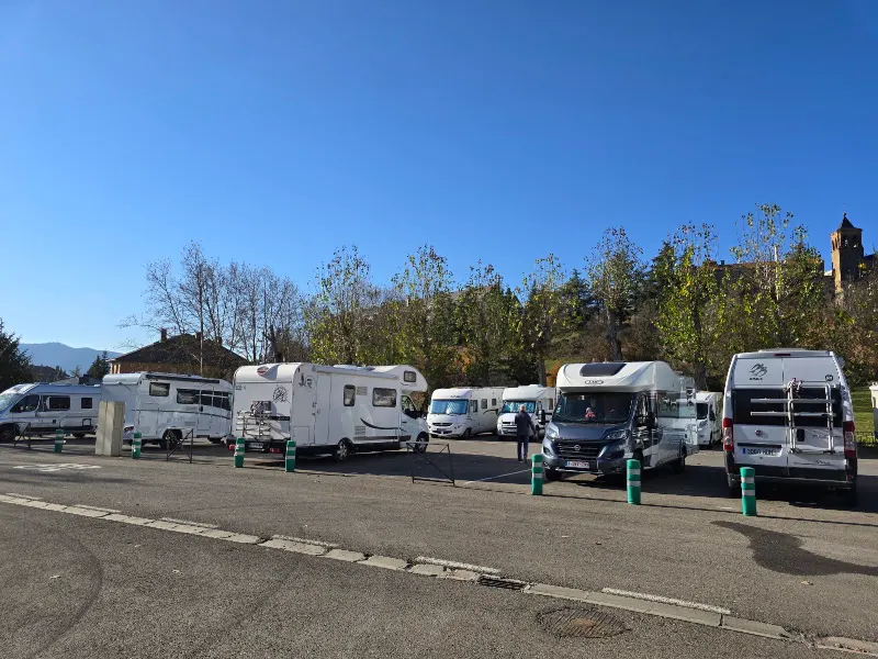 Área de Autocaravanas de Jaca - Camping para caravanas en Jaca - foto 2
