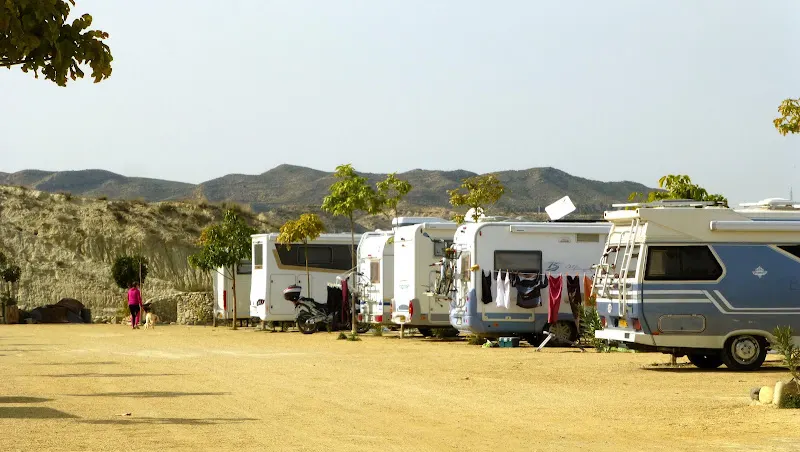 Área De Autocaravanas Indalo - Camping para caravanas en Vera