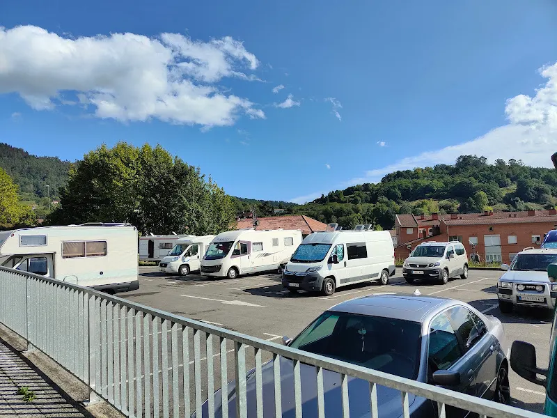 Area de Autocaravanas de Infiesto - Pilona
