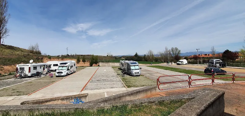 Área de Autocaravanas de Briviesca - Estacionamiento de autocaravanas en Briviesca - foto 2