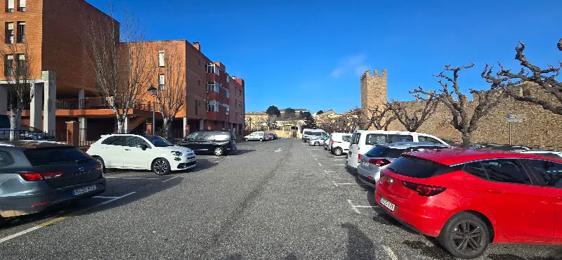 Parking gratuito Montblanc en Montblanc
