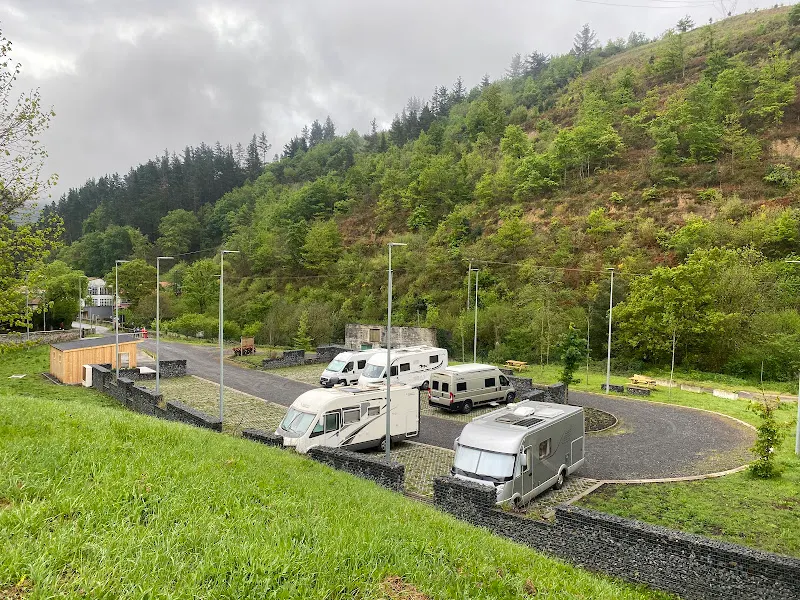Área de autocaravanas de Balmaseda - Estacionamiento de autocaravanas en Balmaseda - foto 2