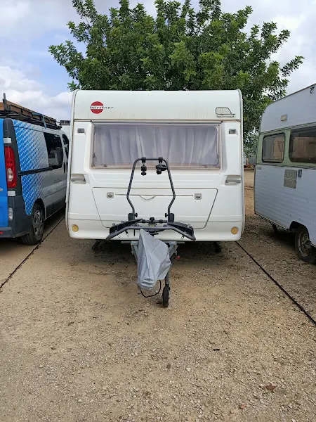 Parking Caravanas Montserrat - Montserrat