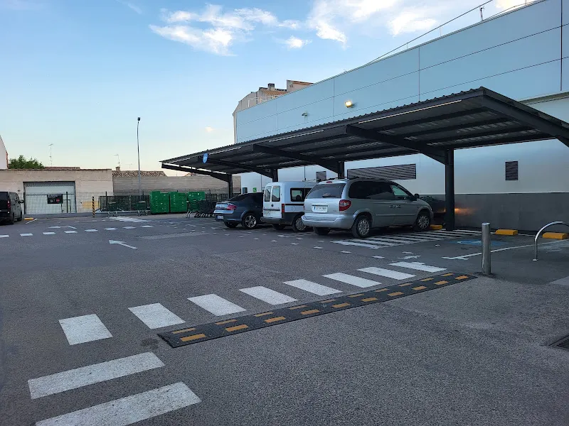 Aparcamiento MERCADONA - Motilla del Palancar
