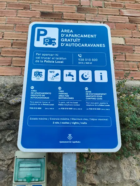 Área Autocaravana - Aparcamiento en Capellades - foto 2