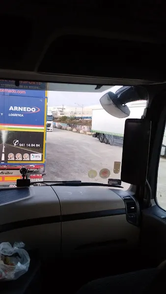 Parquing Camions - La Selva del Camp