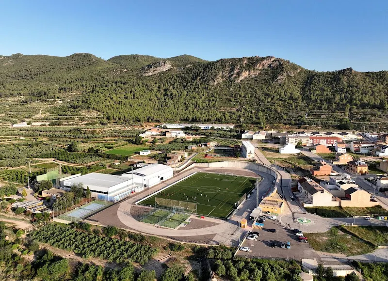 Parking polideportivo Moixent - Aparcamiento público en Mogente/Moixent - foto 2