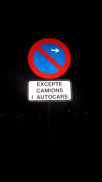 La Rochelle - Aparcamiento en Santa Coloma de Gramenet - foto 2
