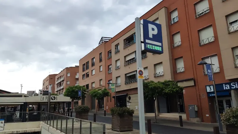 La Rochelle - Aparcamiento en Santa Coloma de Gramenet - foto 3
