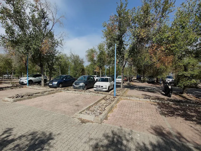 Aparcamiento de la Cartuja - Sevilla