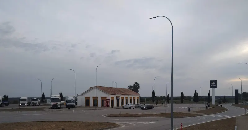 Aparcamiento en Chucena