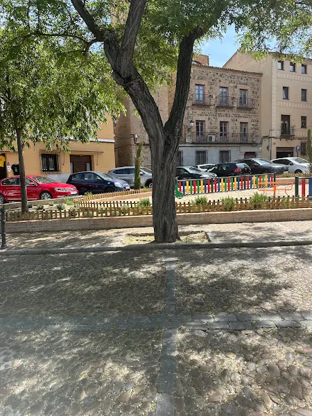 Parcheggio moto en Toledo