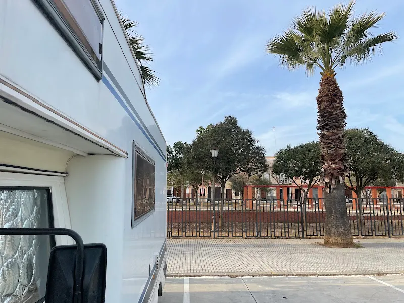 Aparcamiento Autocaravanas - Penaflor