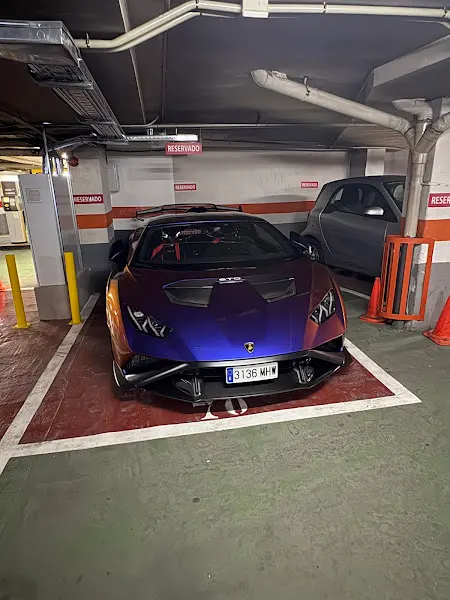 Parking Clubö Villanueva – Plaza de Colón, Madrid. ¡Höla!.