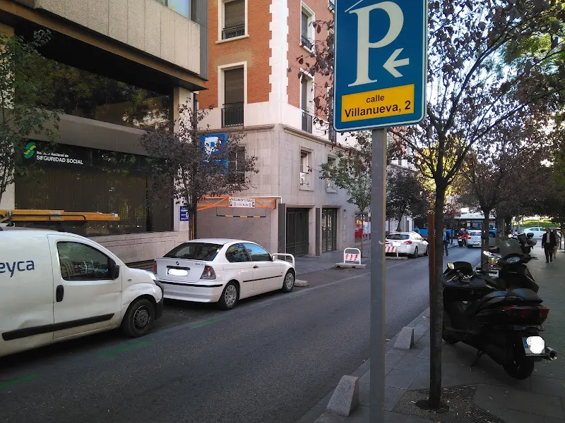 Parking Clubö Villanueva – Plaza de Colón, Madrid. ¡Höla!. - Aparcamiento cubierto en Madrid - foto 2