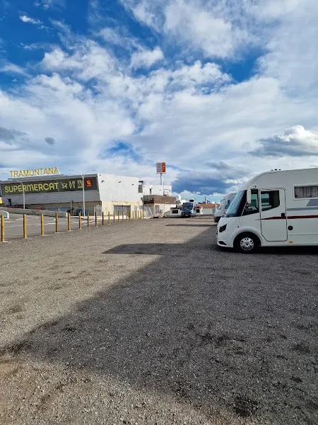 Parking Autocaravanas Tramuntana - Aparcamiento en Jonquera (La) - foto 2