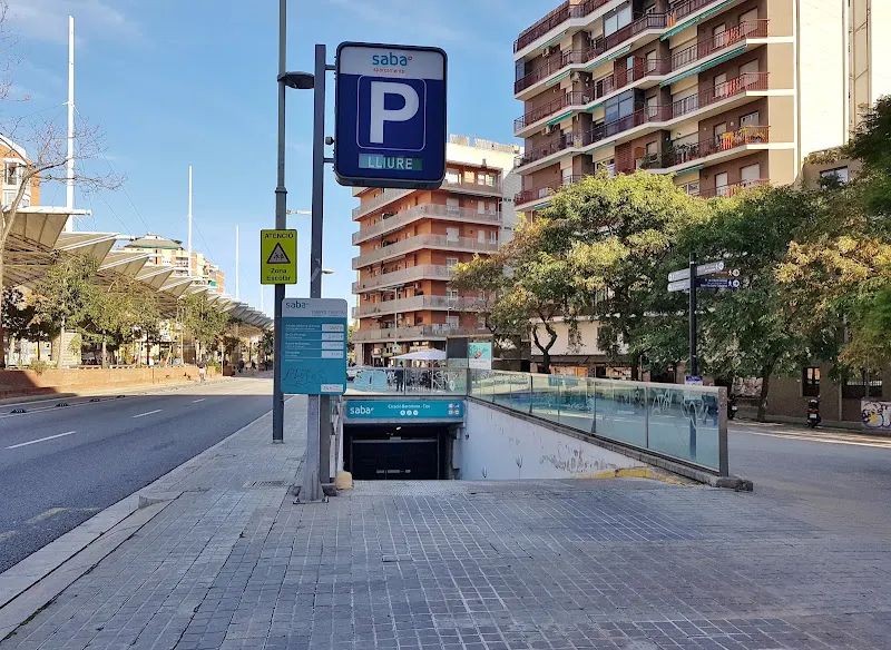 Parking Saba Estación Tren Barcelona - Clot