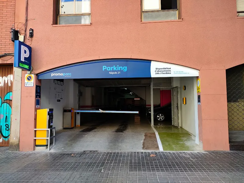 Parking Nàpols 21 - Promoparc - Aparcamiento cubierto en Barcelona - foto 2