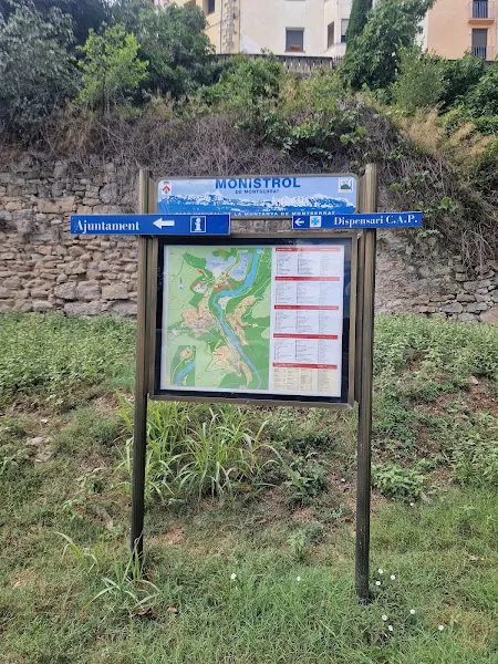 Area Autocaravanas con servicios aguas - Aparcamiento en Monistrol de Montserrat - foto 2